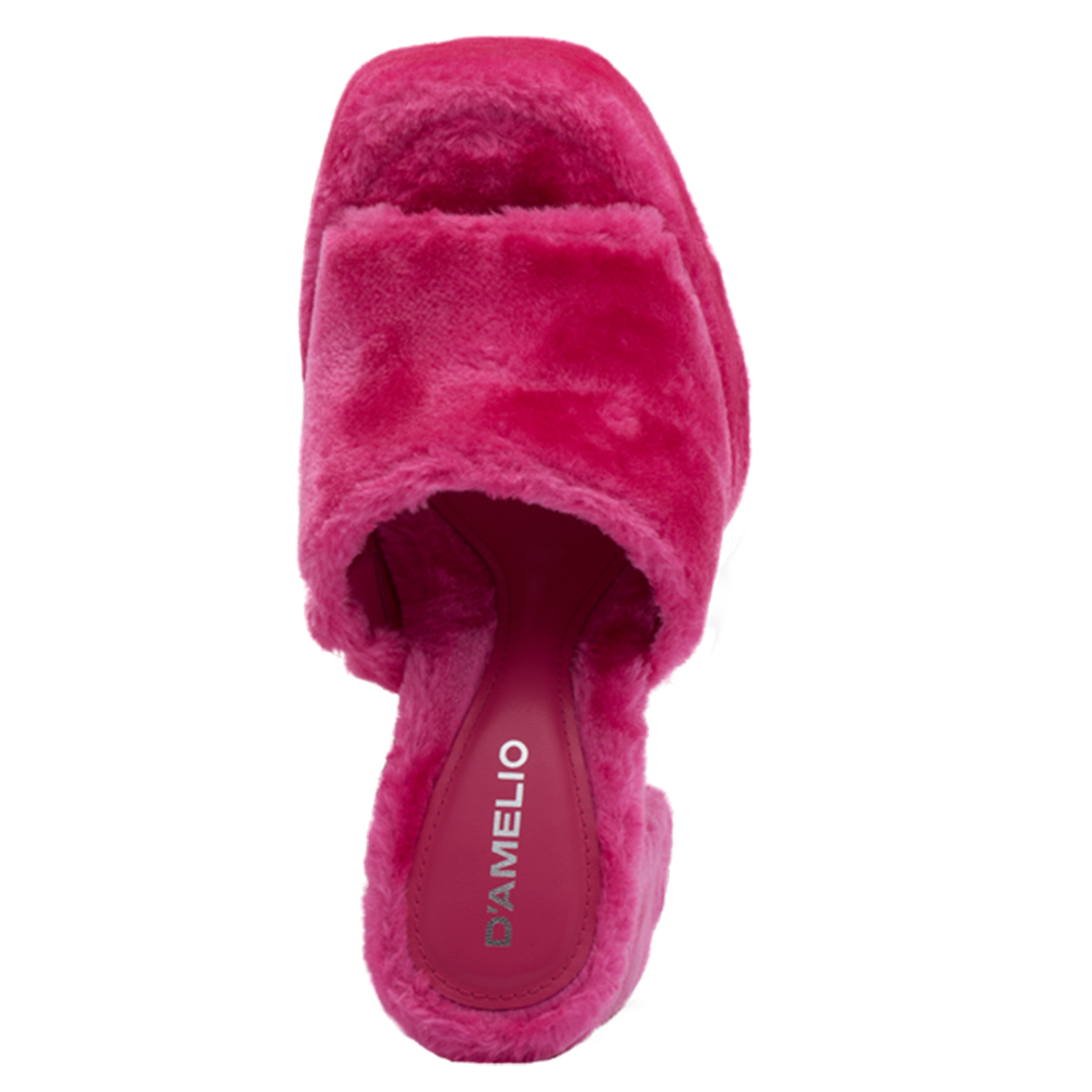 Closer Look of the Ravina Platform Slides Squared Platform with Rounded Insole