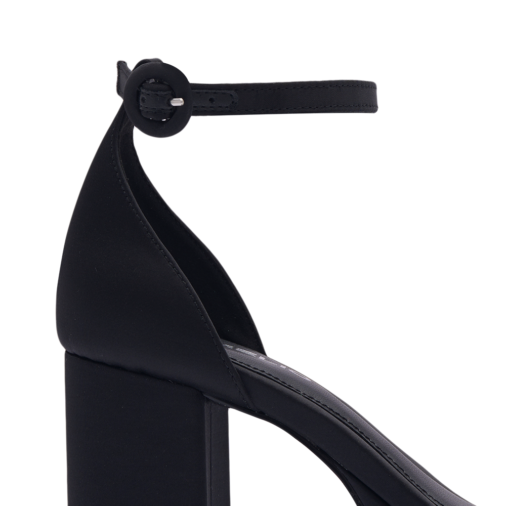 Closer Look of the Mayvinaa Platform Sandal Adjustable Ankle Strap