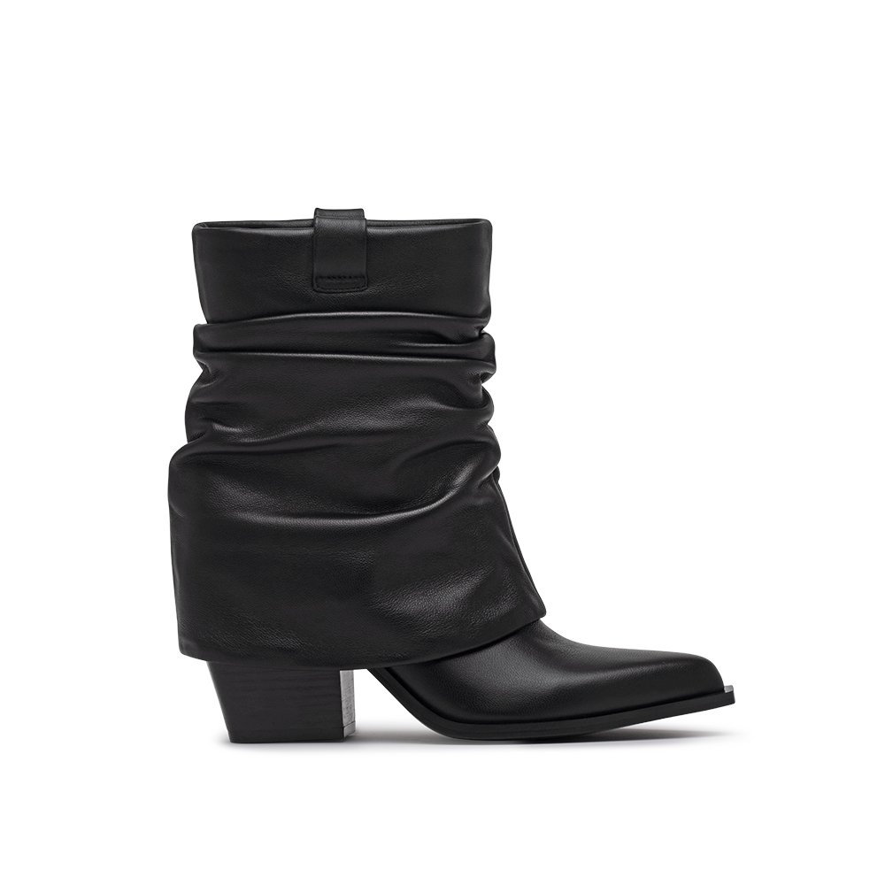 Side View of the Savela Boot in Black
